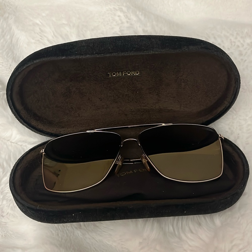 Tom Ford Rose gold Sunglasses